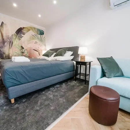 Monbuhim Comfort アパート *