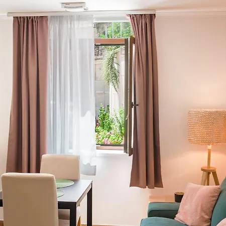 Monbuhim Comfort アパート ヴェスプレーム