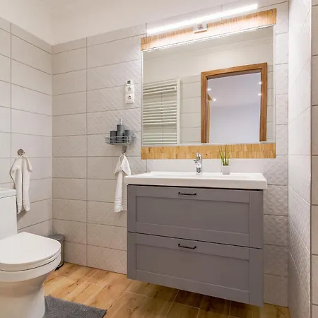 Monbuhim Comfort アパート ヴェスプレーム