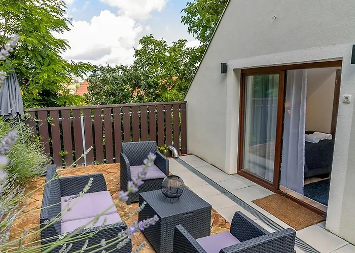 Monbuhim Comfort شقة Veszprém