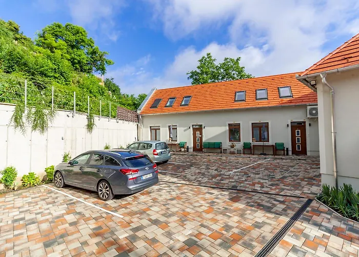 Monbuhim Comfort Veszprém